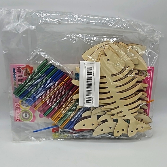 3 Piece lot kids craft activity kits NWT - Picture 5 of 8